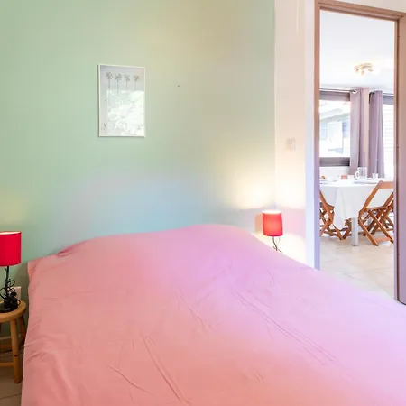 Di Mare Bougainvillee Chalet *